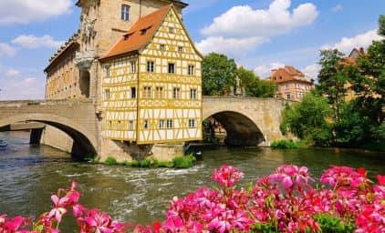 Blühendes Bayern – Rosenreise durch bayrische Gärten